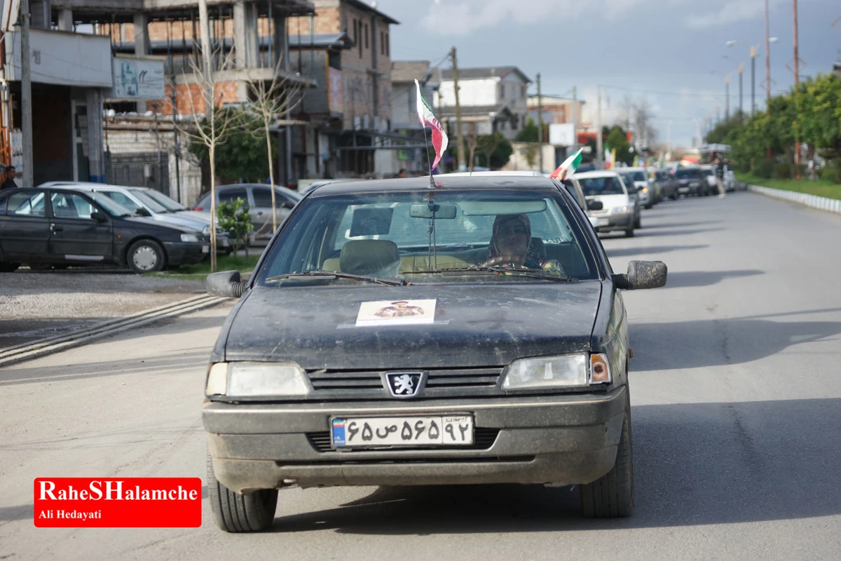 رژه خودرویی مردم بندپی بابل در حمایت از آرمان‌های رهبر شهید +تصاویر 