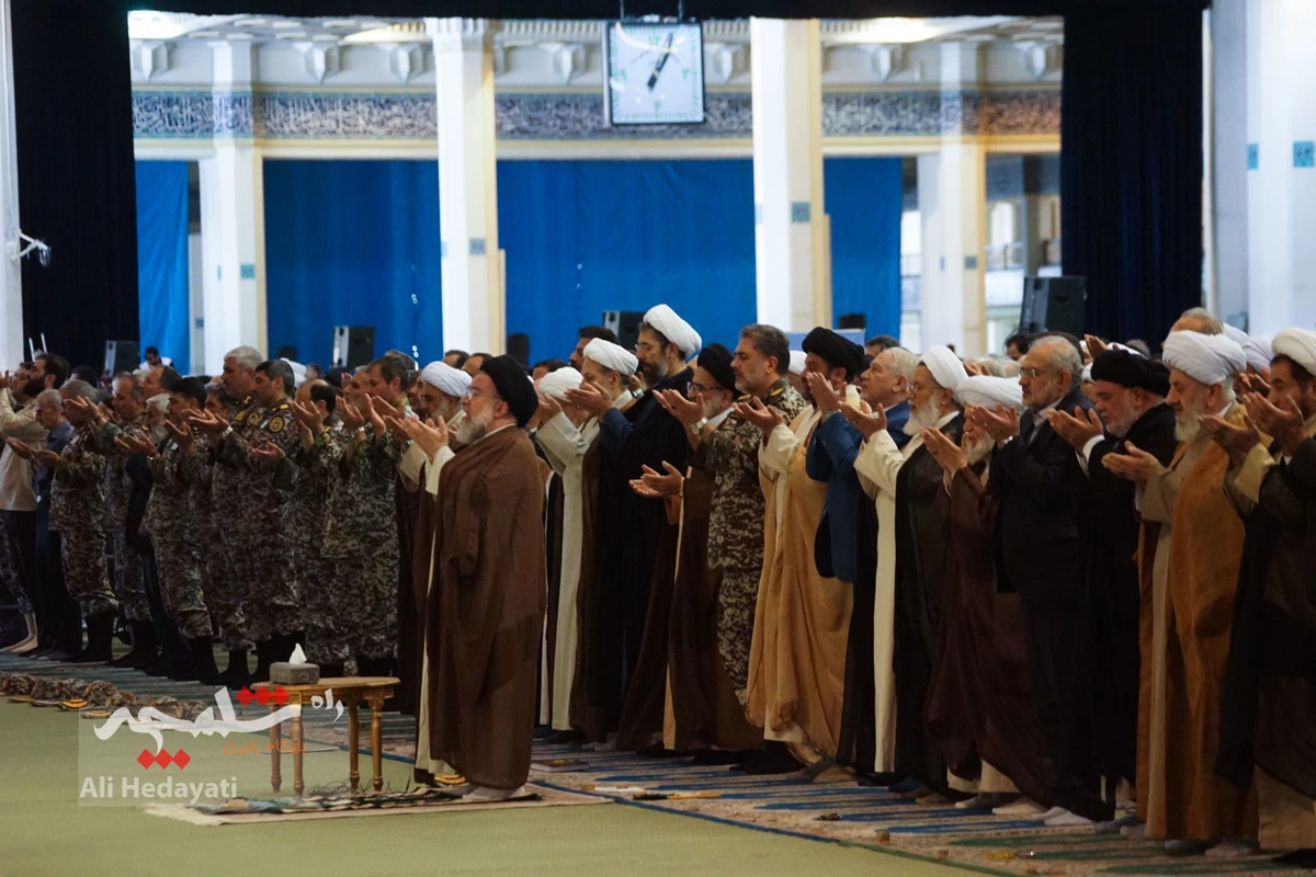 نماز جمعه تهران در سالروز تشکیل قرارگاه پدافند هوایی +تصاویر