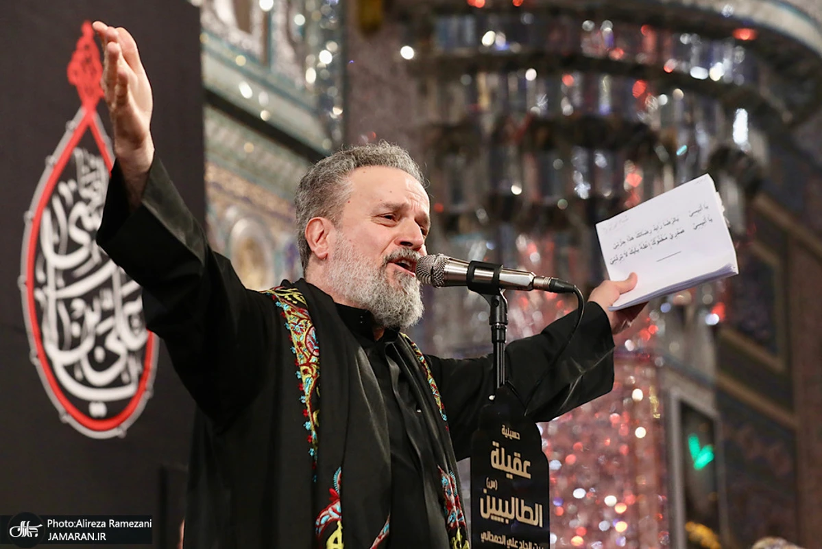 مراسم شب شهادت امام رضا (ع) در صحن جامع رضوی 
