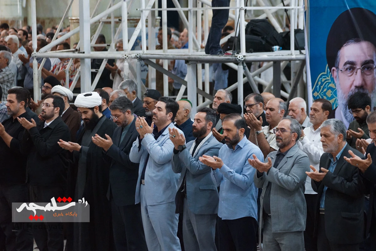 نماز جمعه این هفته تهران در حرم امام خمینی(ره) برگزار شد +تصاویر