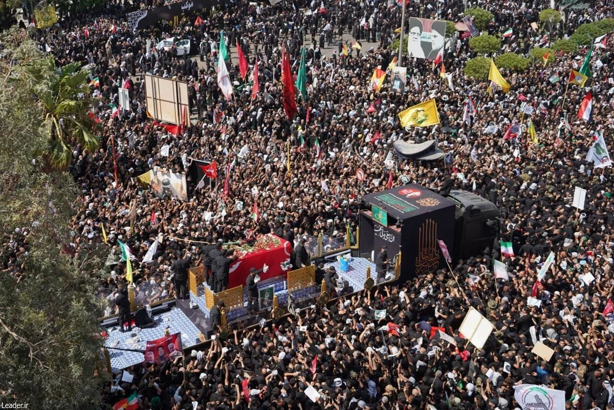 تشییع باشکوه رهبر شهید ایران در نجف اشرف +تصاویر
