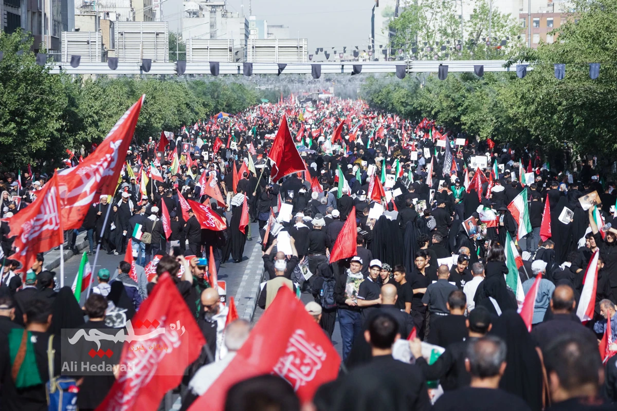 بزرگترین تشییع تاریخی جهانی در تهران +تصاویر
