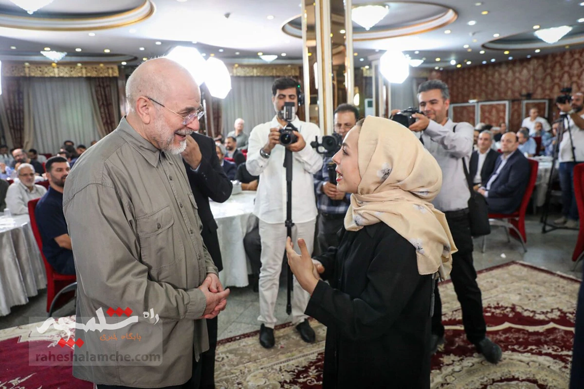 نشست خبرنگاران پارلمانی با حضور رئیس مجلس چه گذشت؟ +تصاویر