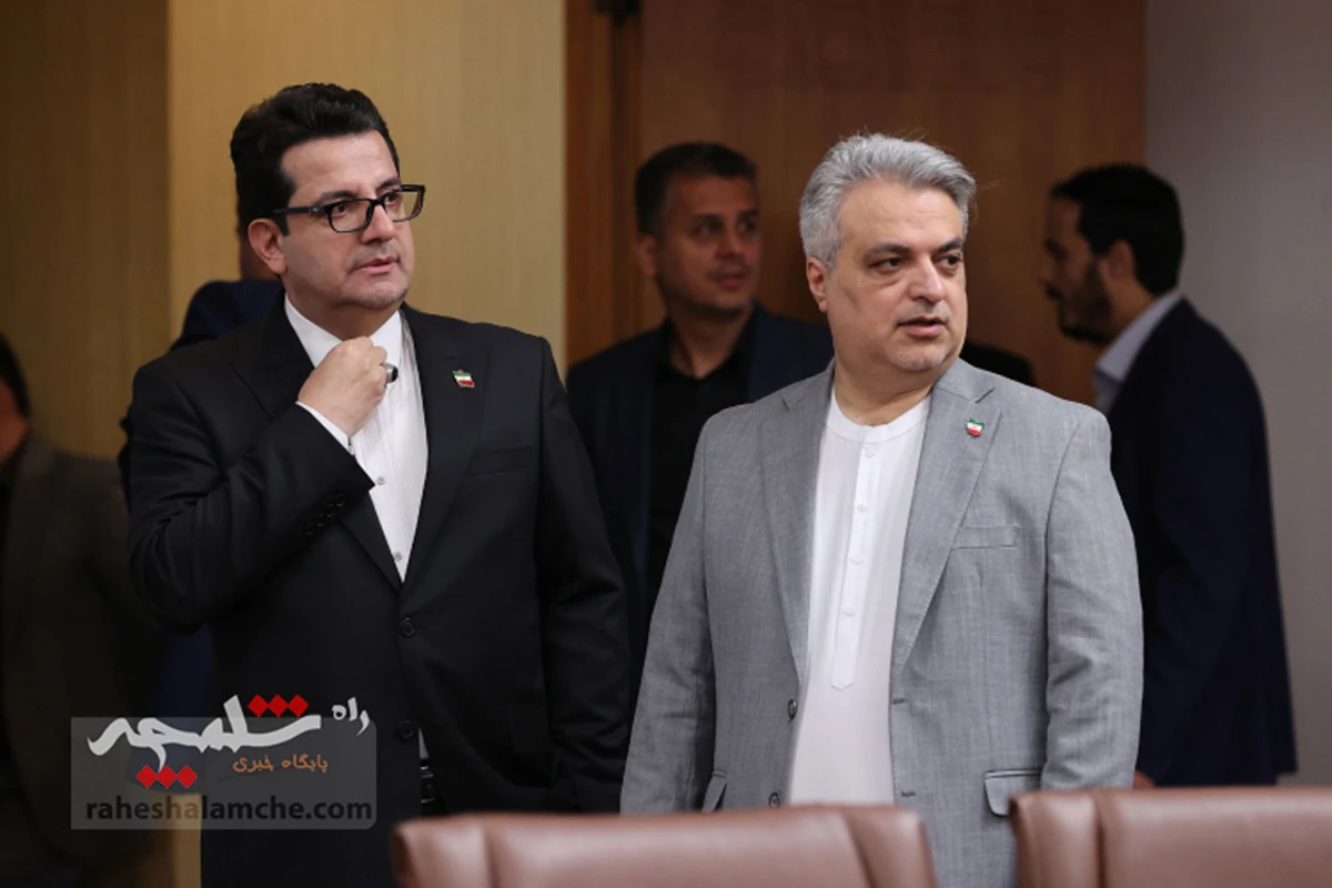 نشست خبری رئیس جمهور با خبرنگاران +تصاویر