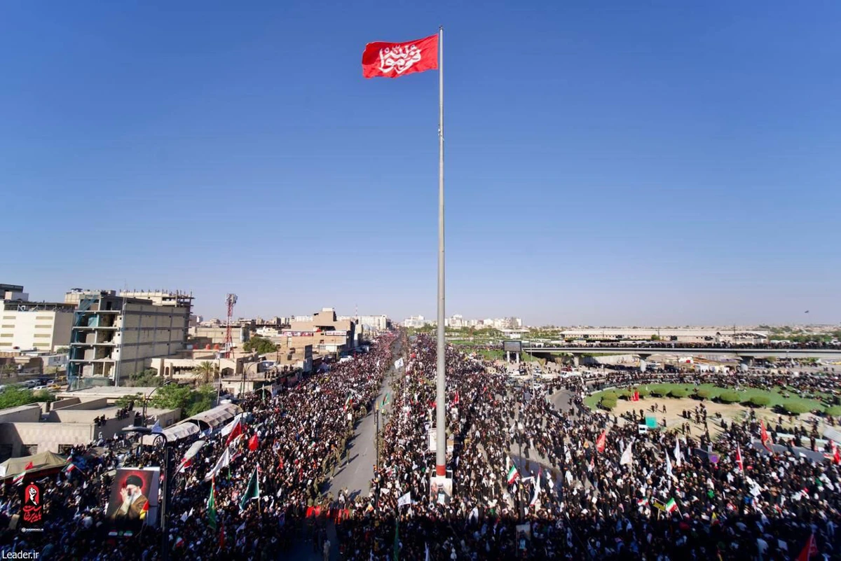 تشییع باشکوه رهبر شهید ایران در نجف اشرف +تصاویر