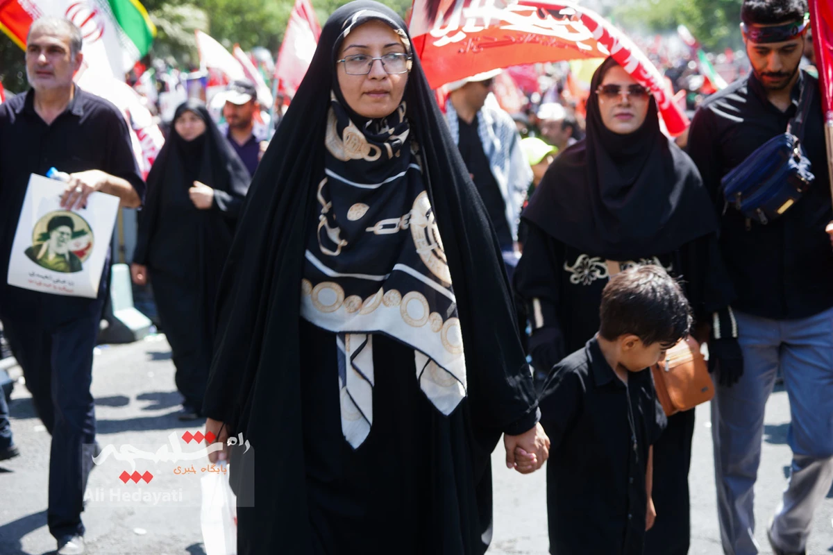 بزرگترین تشییع تاریخی جهانی در تهران +تصاویر