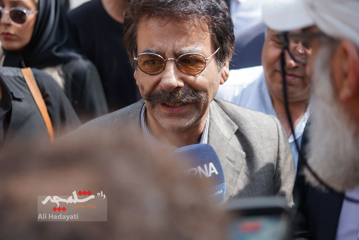 چه کسانی در مراسم تشییع «ایرج» حضور داشتند؟ +تصاویر