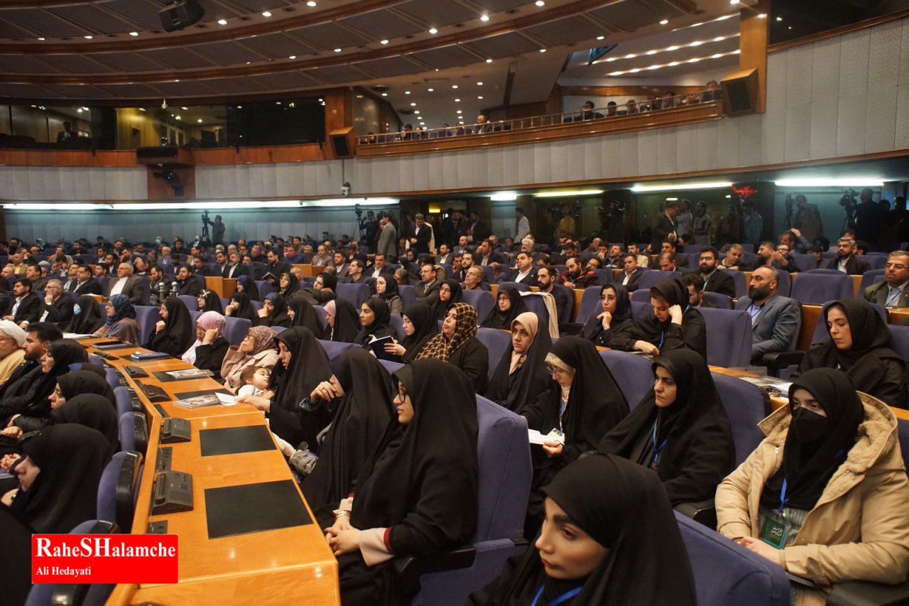 همایش حقوق ملت و آزادی‌های مشروع با حضور مهمانان پنج قاره 11