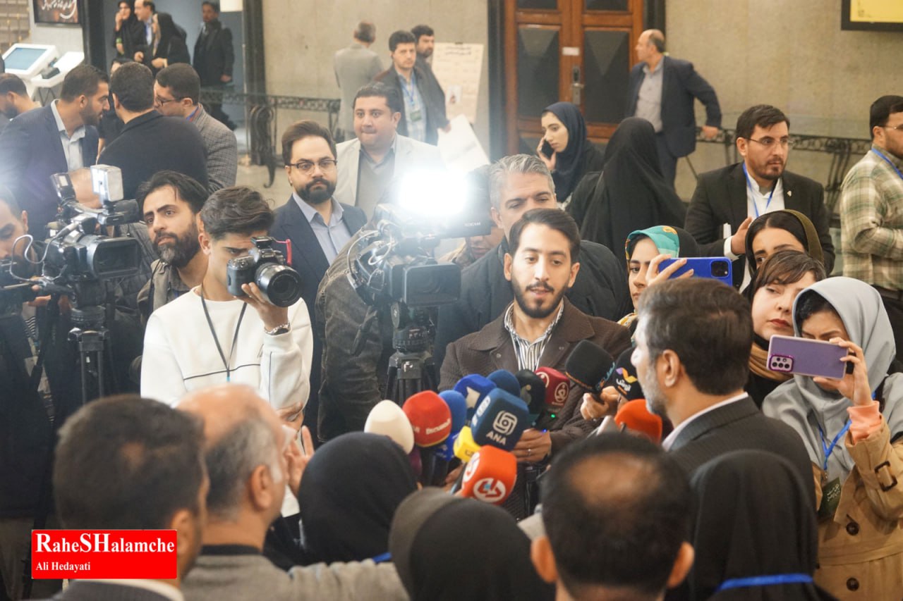 همایش حقوق ملت و آزادی‌های مشروع با حضور مهمانان پنج قاره 49