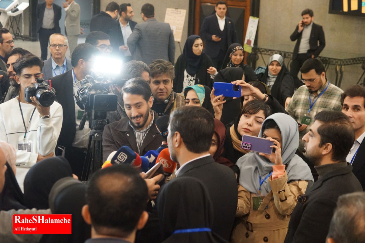 همایش حقوق ملت و آزادی‌های مشروع با حضور مهمانان پنج قاره 51